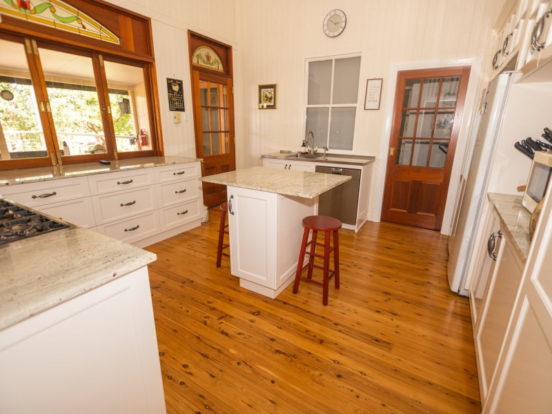 390 Charlton Bank Road, Roma QLD 4455