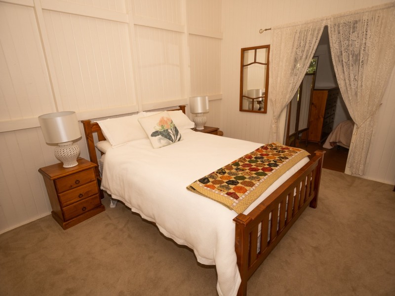 390 Charlton Bank Road, Roma QLD 4455