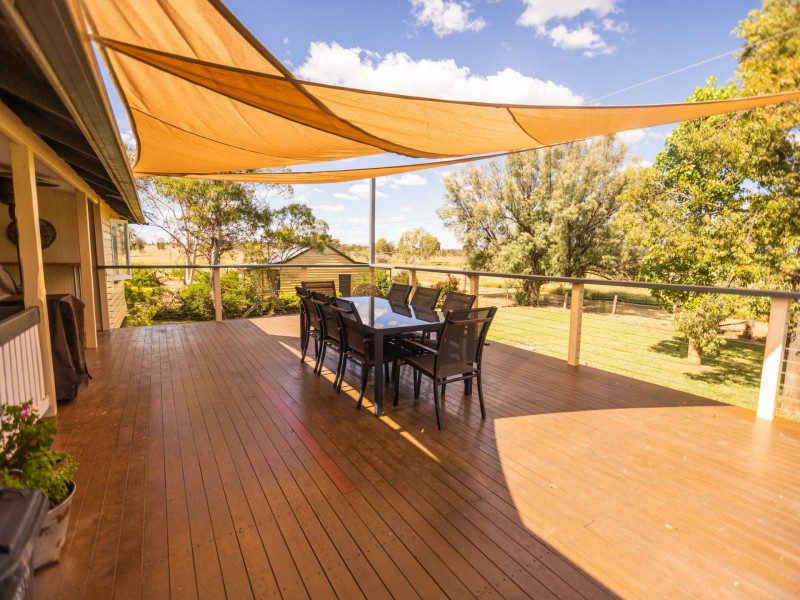 390 Charlton Bank Road, Roma QLD 4455