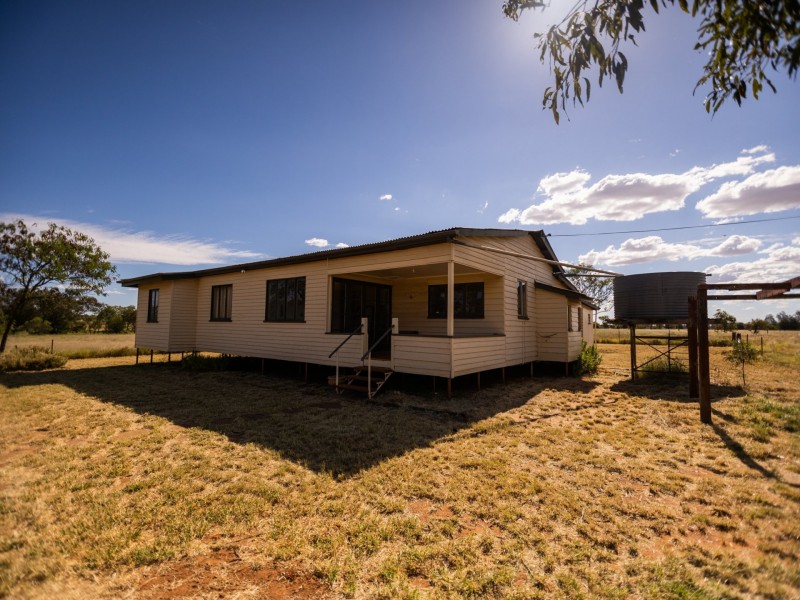 390 Charlton Bank Road, Roma QLD 4455