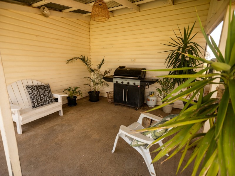 149 Swans Road, Wallumbilla QLD 4428