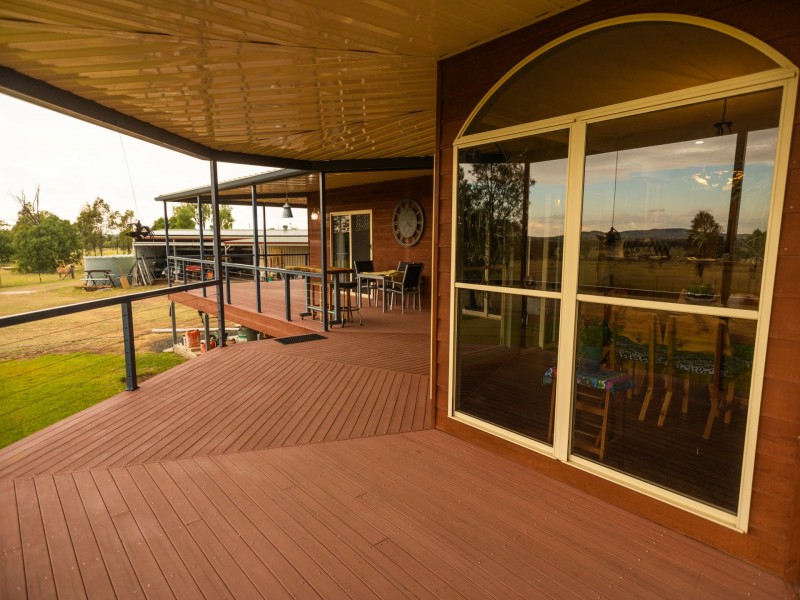 914 Carnarvon Highway, Roma QLD 4455
