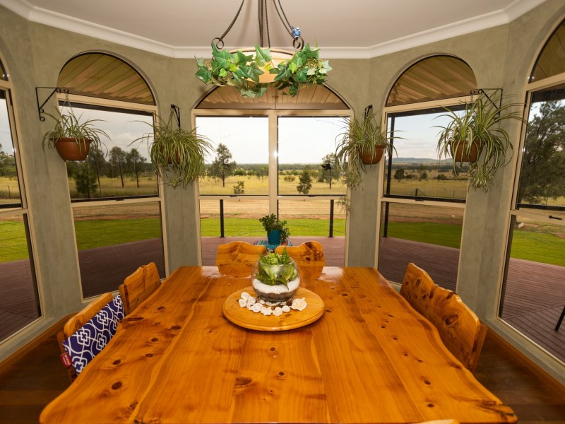 914 Carnarvon Highway, Roma QLD 4455