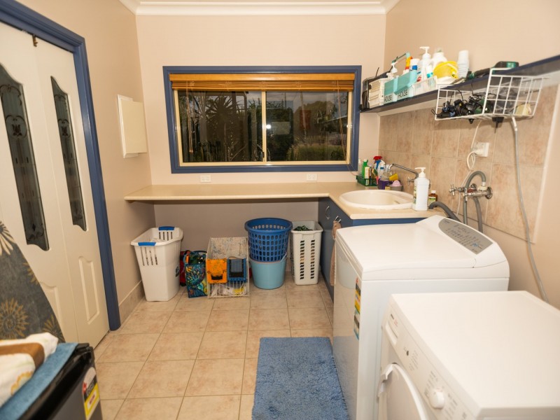 914 Carnarvon Highway, Roma QLD 4455