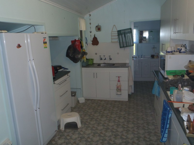 149 Swans Road, Wallumbilla QLD 4428