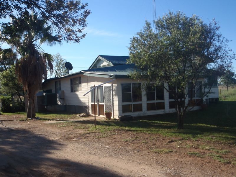 149 Swans Road, Wallumbilla QLD 4428