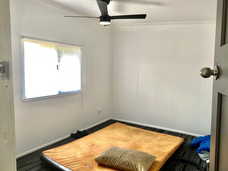 111A Robert Street, Surat QLD 4417