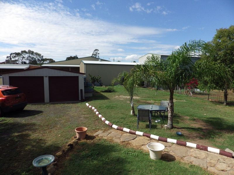 22 Feather Street, Roma QLD 4455