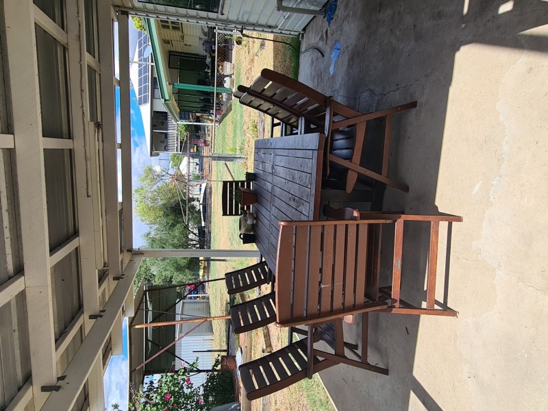 18 Albert Street, Roma QLD 4455