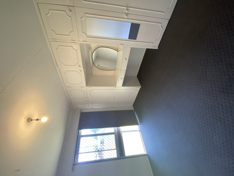 100 Bowen Street, Roma QLD 4455