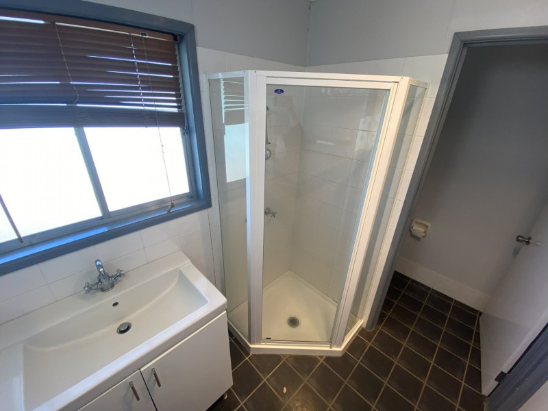 100 Bowen Street, Roma QLD 4455