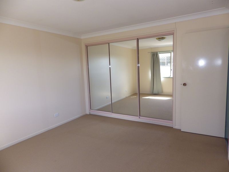 10 Alex Parade, Roma QLD 4455