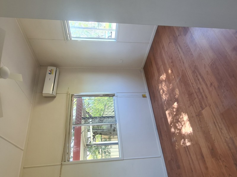 54 Elmer Street, Roma QLD 4455