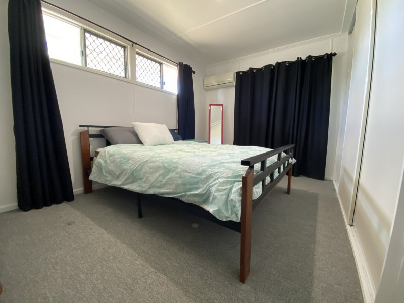 124 Charles Street, Roma QLD 4455