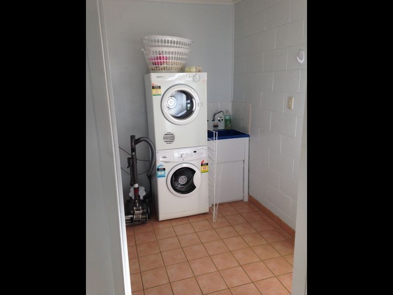 37 Winchester Street, Mitchell QLD 4465