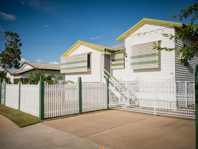 28 Duke Street, Roma QLD 4455
