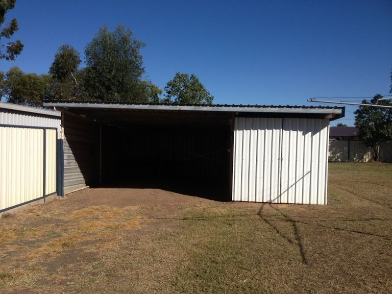 10 Derry Street, Roma QLD 4455
