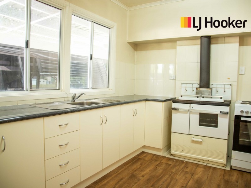 30 Charles Street, Roma QLD 4455