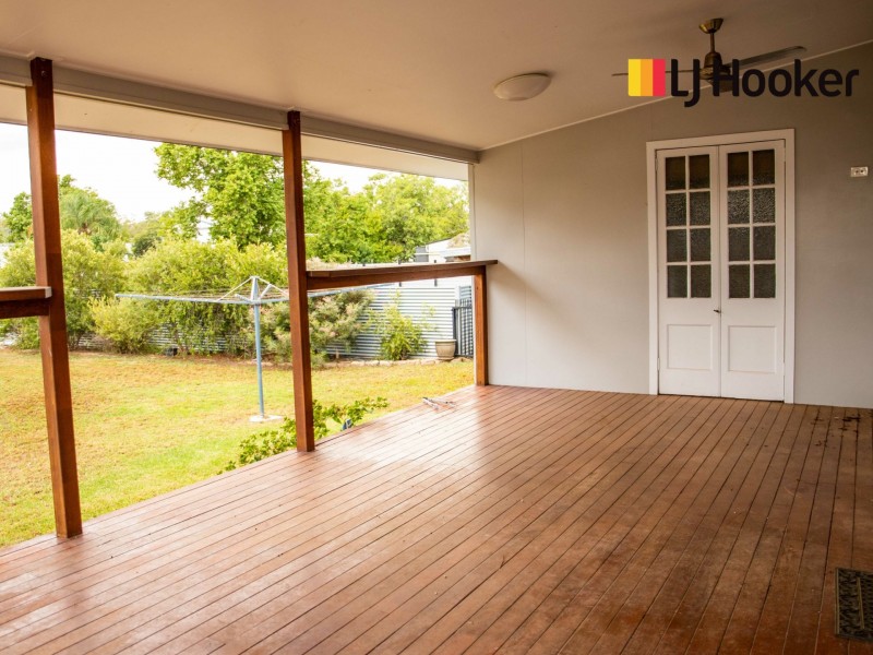 30 Charles Street, Roma QLD 4455
