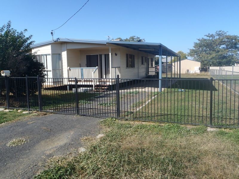 22 Luff Street, Roma QLD 4455