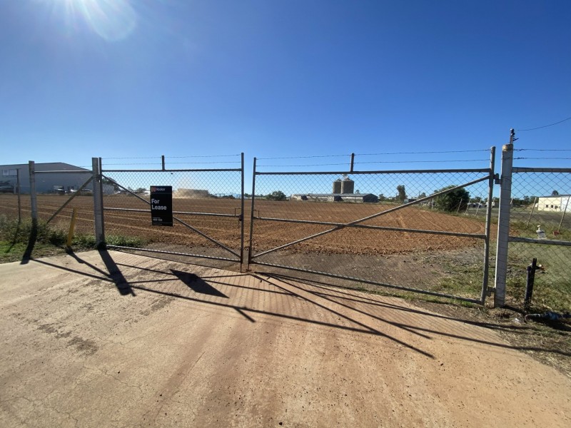 2/215 Raglan Street, Roma QLD 4455