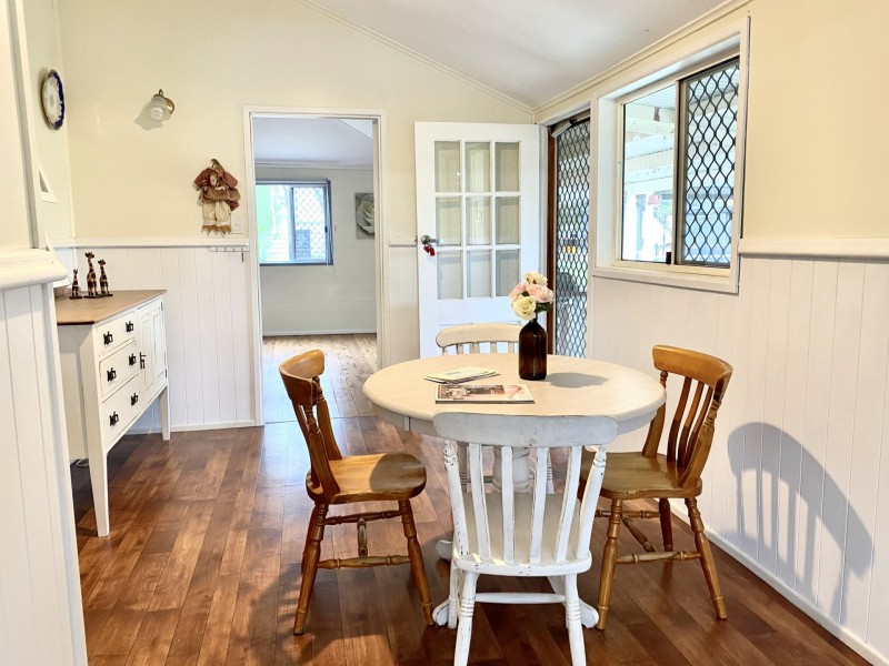 25 William Street, Roma QLD 4455