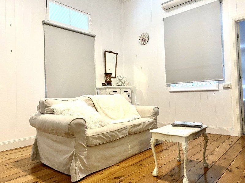 25 William Street, Roma QLD 4455