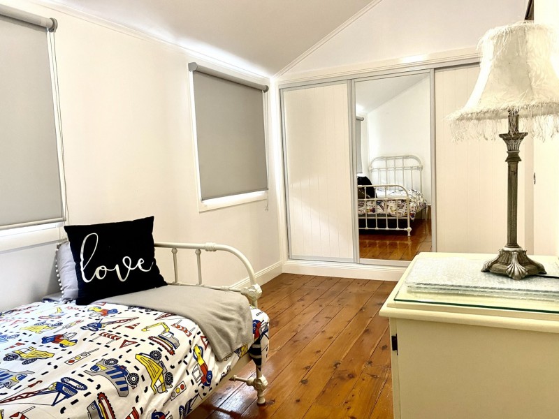25 William Street, Roma QLD 4455