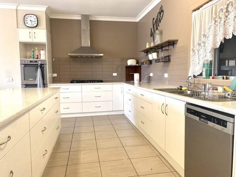 6-12 Hanly Street, Roma QLD 4455