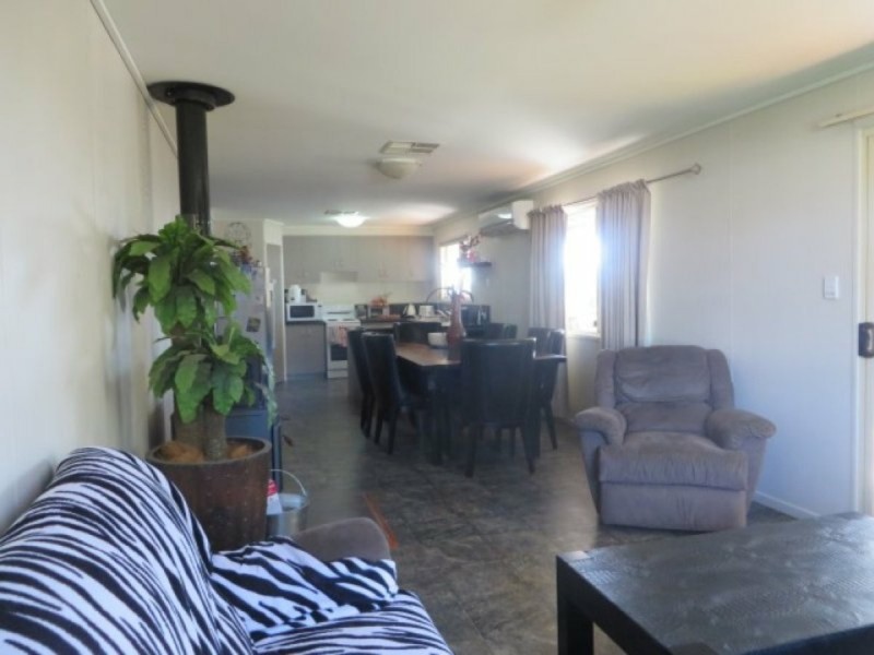 15 Robusta Drive, Roma QLD 4455