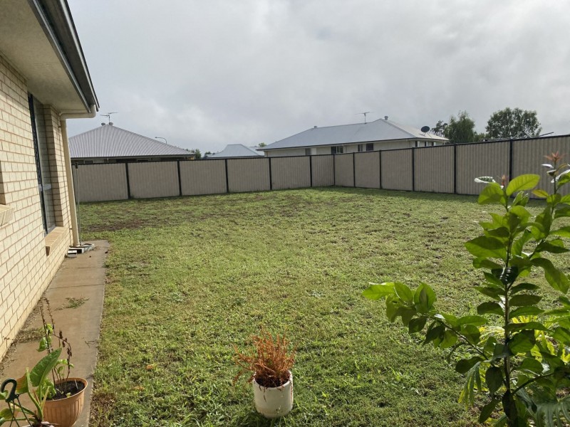 5 Edna Street, Roma QLD 4455