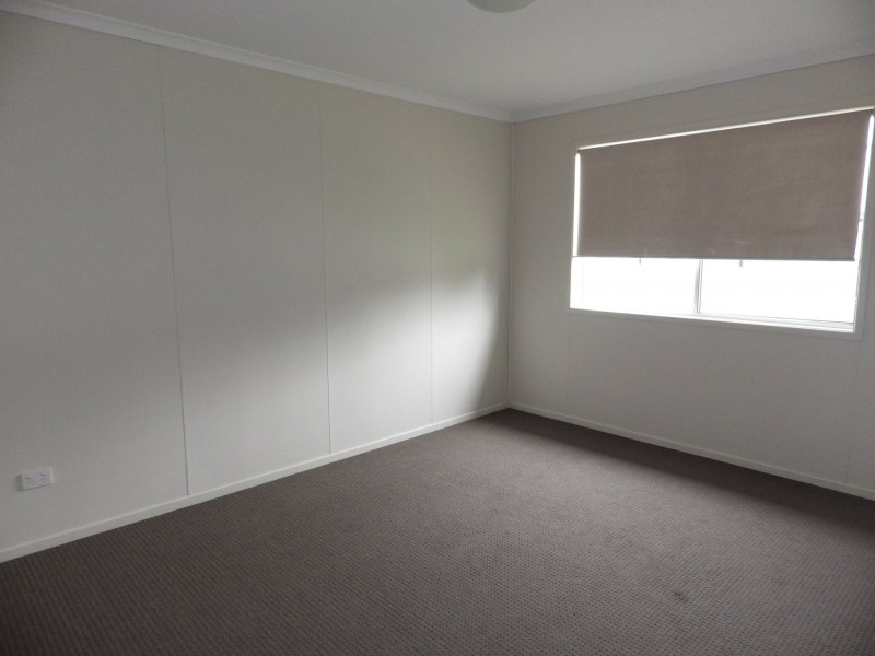 12 Luff Street, Roma QLD 4455