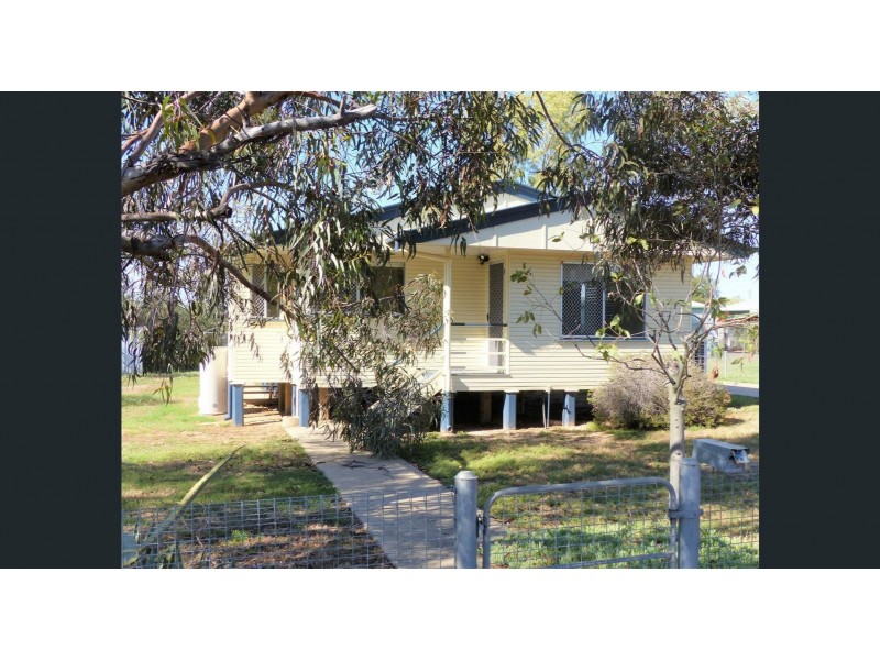 22 Foott Street, Roma QLD 4455
