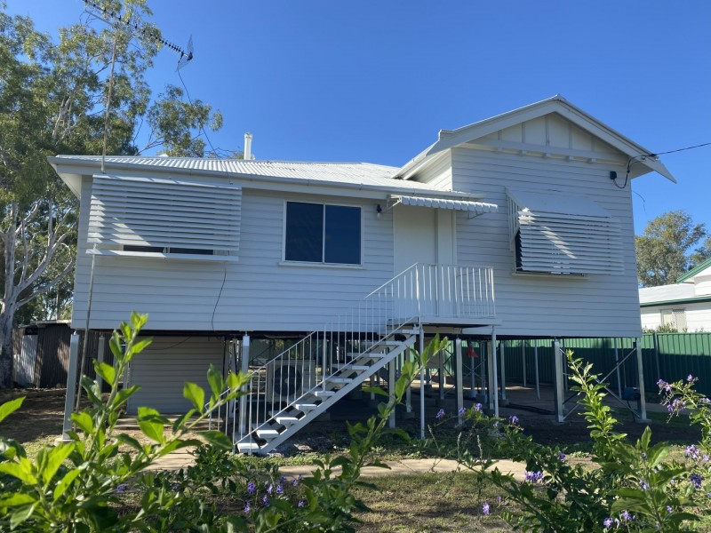 74 Quintin Street, Roma QLD 4455