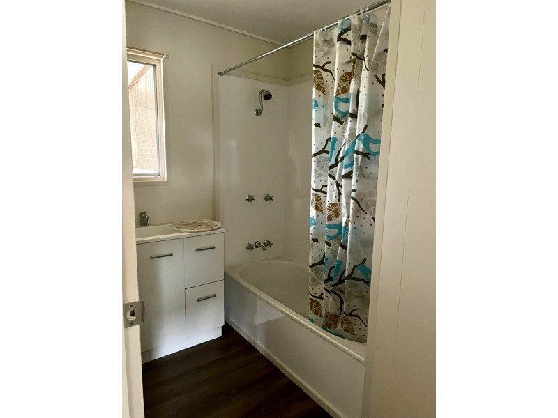 15 Mullavey Street, Roma QLD 4455