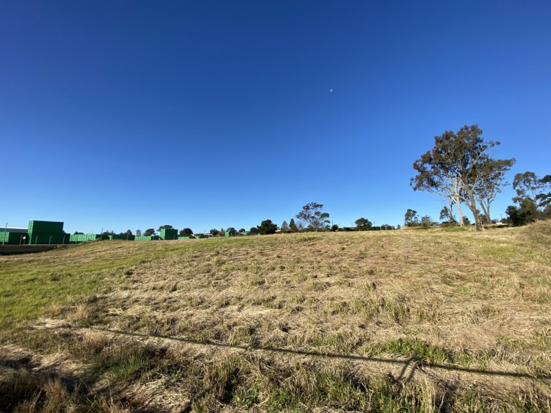 44 Croft Crescent, Harristown QLD 4350