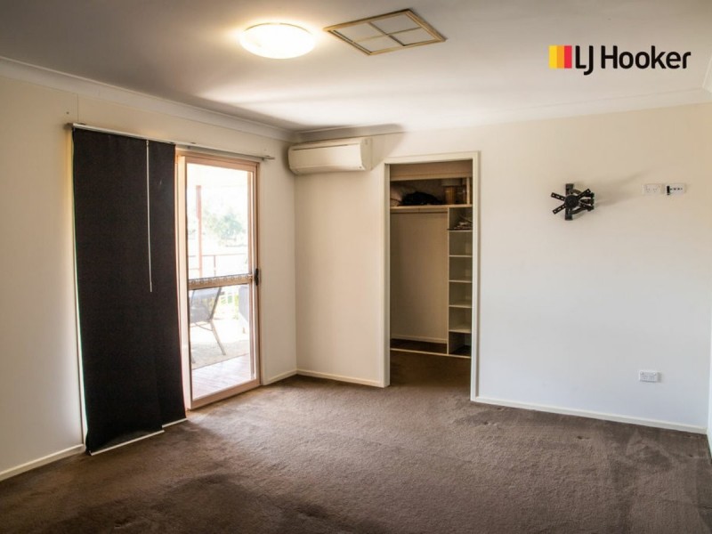 2 Charles Street, Roma QLD 4455