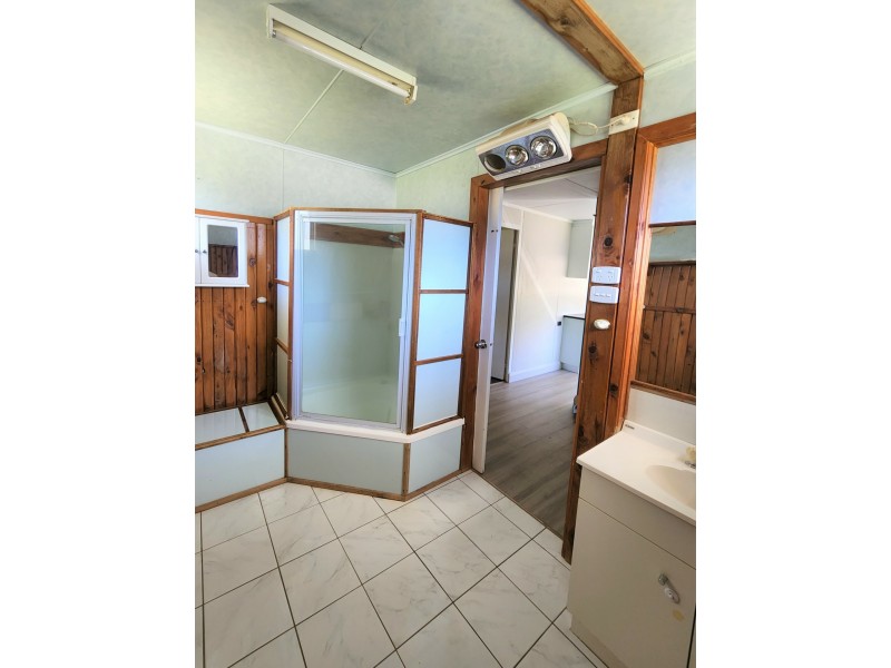 16 Ann Street, Mitchell QLD 4465