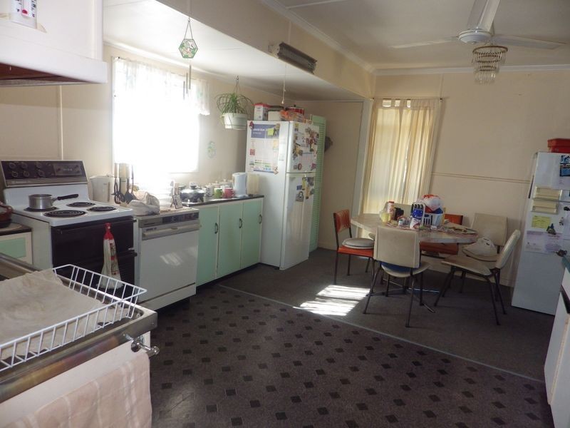 31 Foott Street, Roma QLD 4455