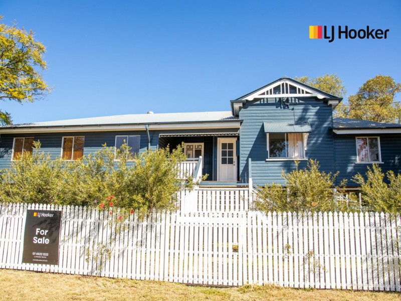 14 Lovell Street, Roma QLD 4455