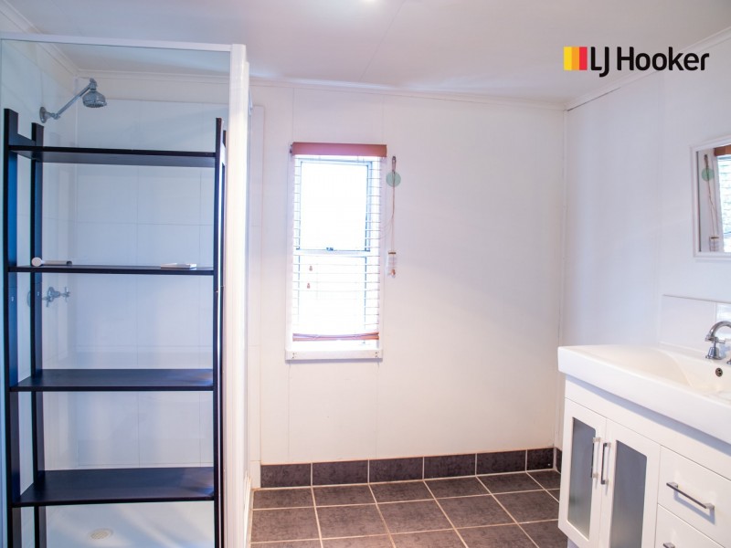 14 Lovell Street, Roma QLD 4455