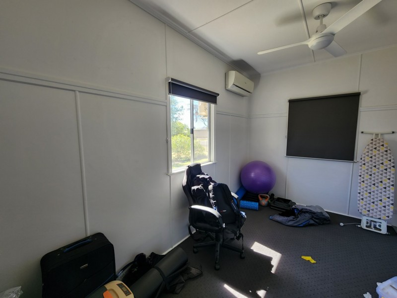 87 Hawthorne Street, Roma QLD 4455