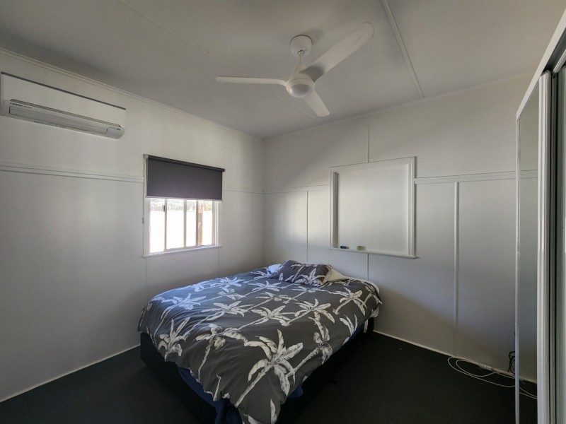 87 Hawthorne Street, Roma QLD 4455