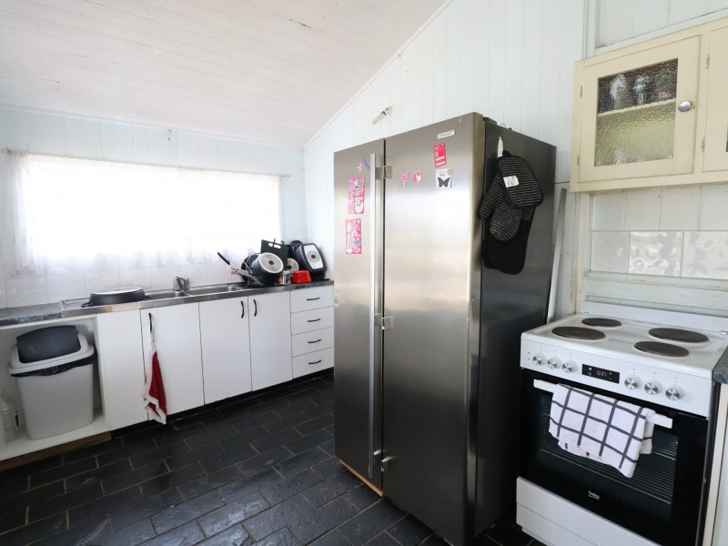 12 Lewis Street, Roma QLD 4455