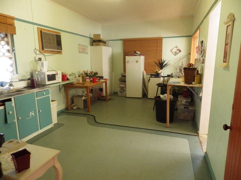 87 Wyndham Street, Roma QLD 4455