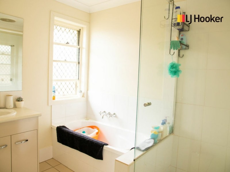 80 Taylor Street, Roma QLD 4455