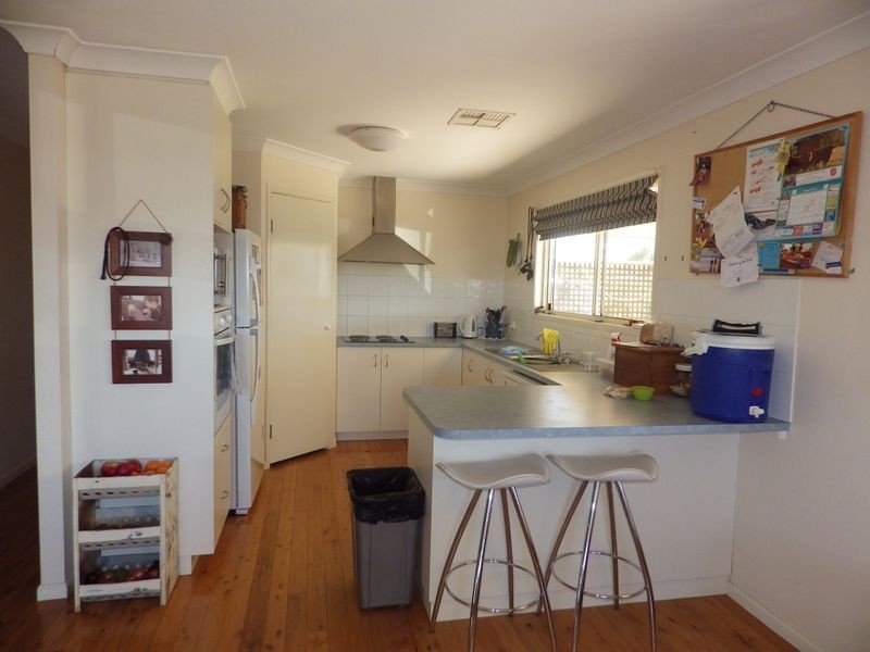1 Ivy Street, Roma QLD 4455