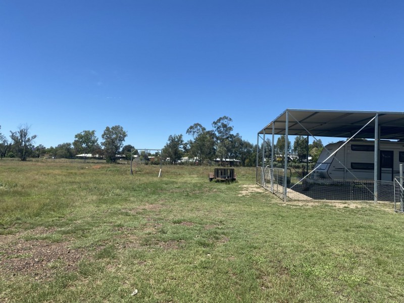 203 Bassett Lane, Roma QLD 4455