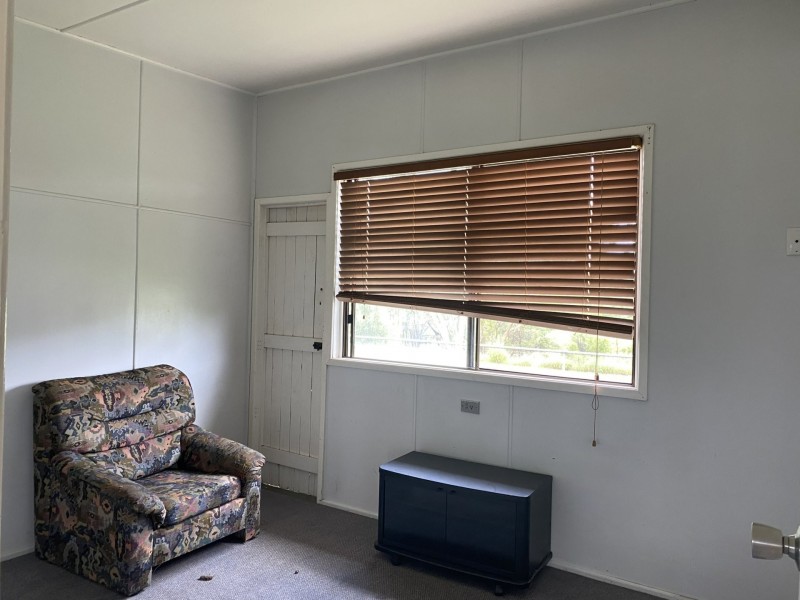 3/51 Louisa Street, Mitchell QLD 4465