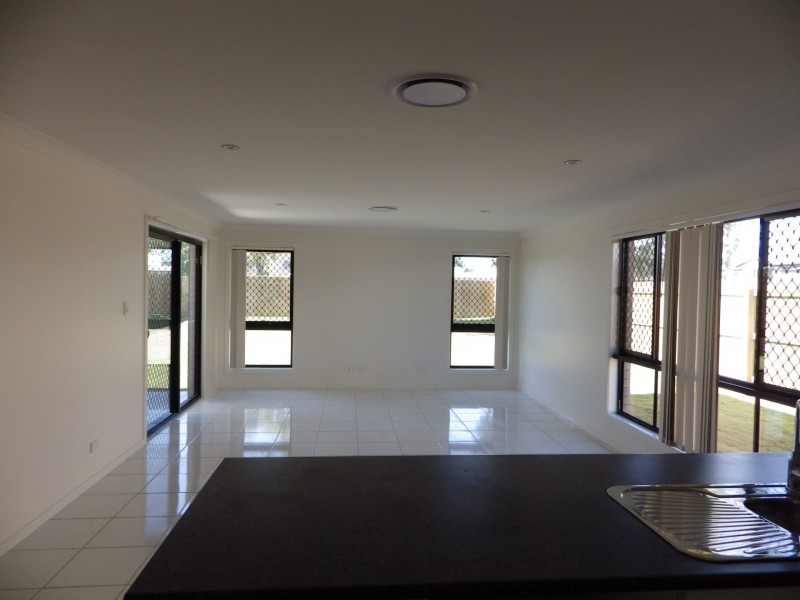 7 Highview Close, Roma QLD 4455